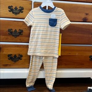 Tahari NWT bamboo PJ set